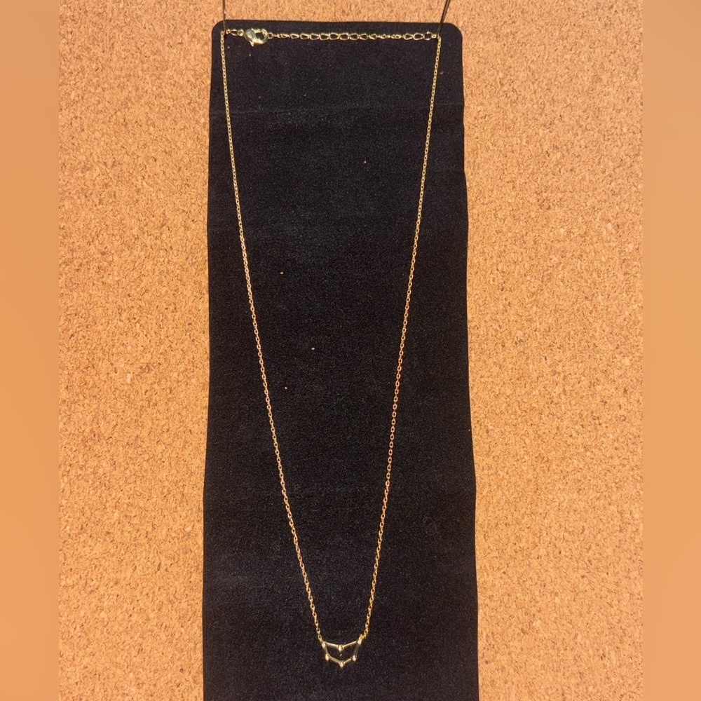 Elegant Gold Necklace
